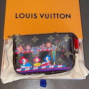Louis Vuitton Mini Pochette Acessories